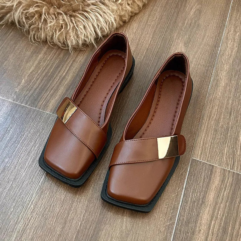 Women's square-toe flat-heeled shoes with metal buckle detail in beige, black and brown colours