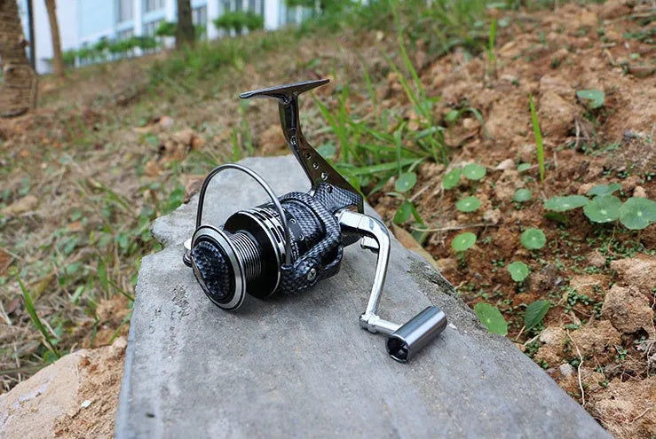 Full metal spinning reel with 13+1 ball bearings, high-hard aluminium alloy wire cup and copper toothed rod