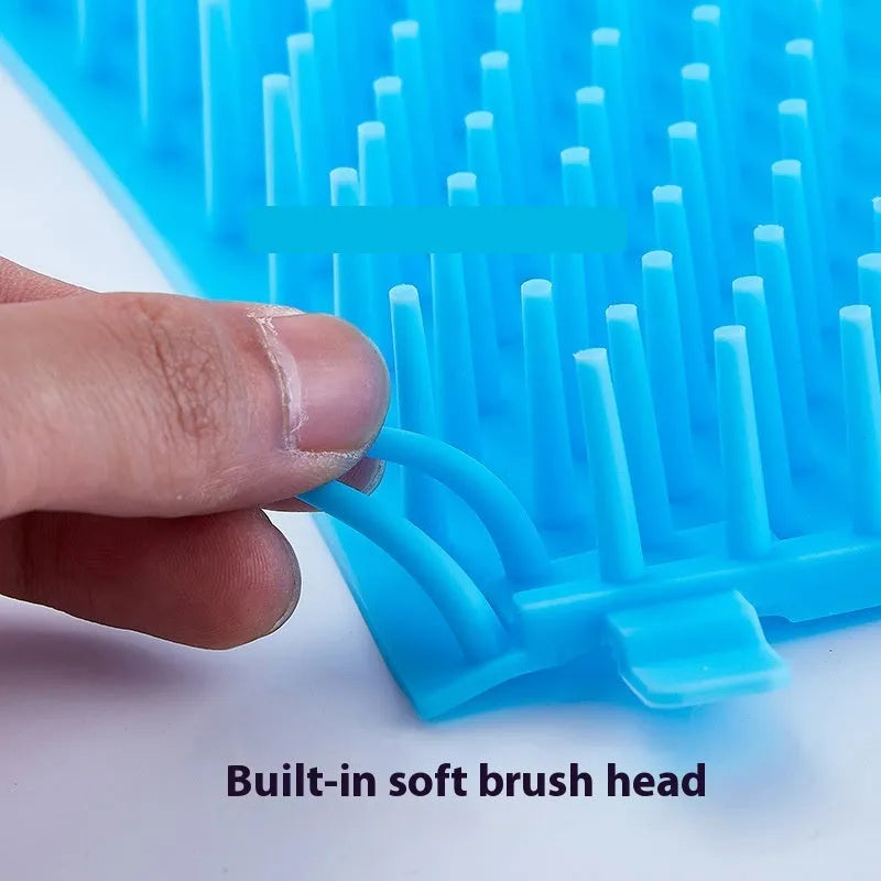 Blue silicone and PP dog footwash bucket for paw cleaning