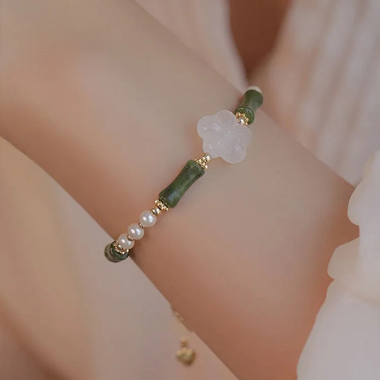 Chinese-style Hetian jade bracelet with antique bamboo joint design and 4mm shell pearl beads