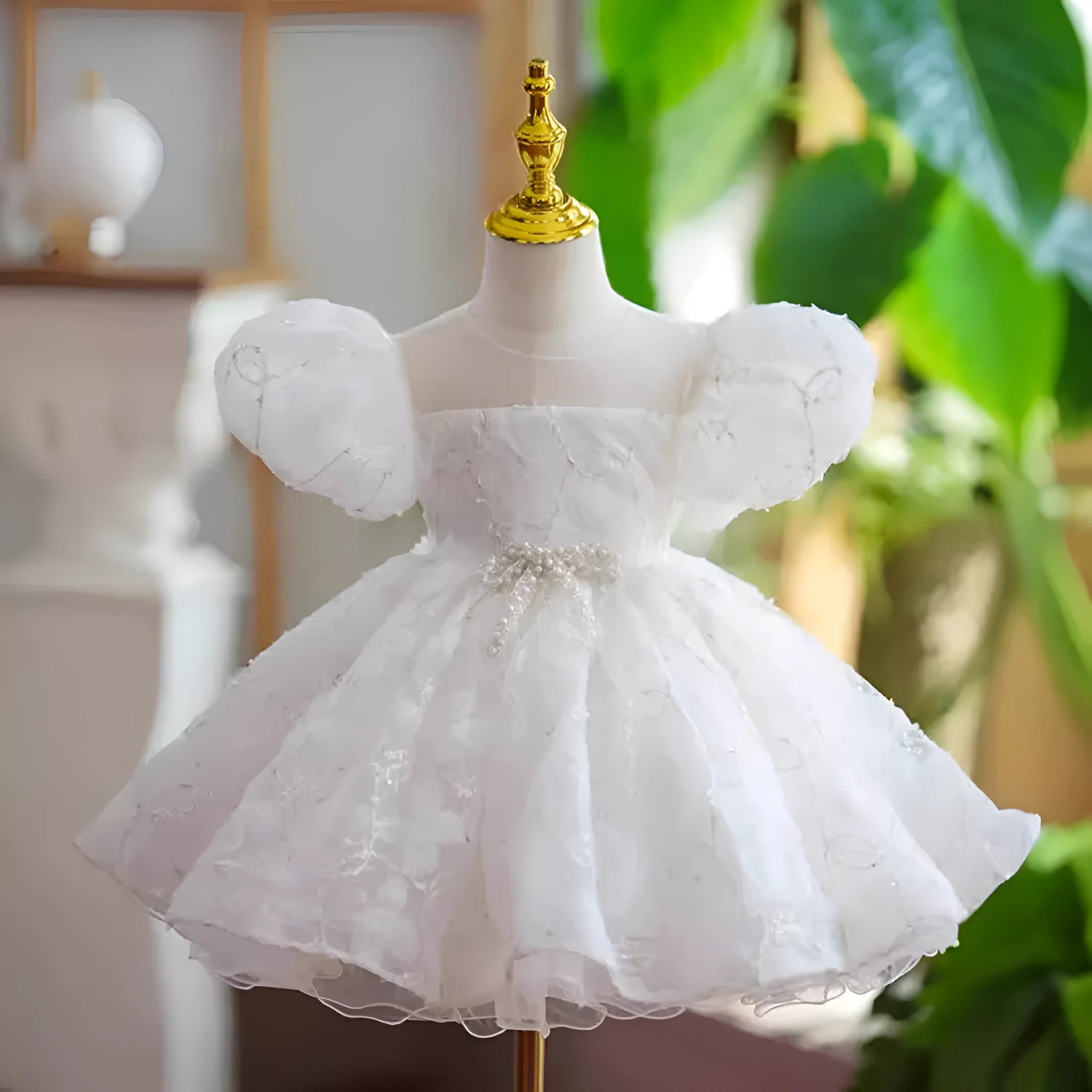 Girls' 100-day birthday party dress beige puff sleeve super fairy princess, white colour option available