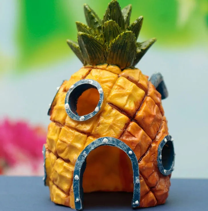 Resin SpongeBob pineapple house aquarium decoration 13cm high