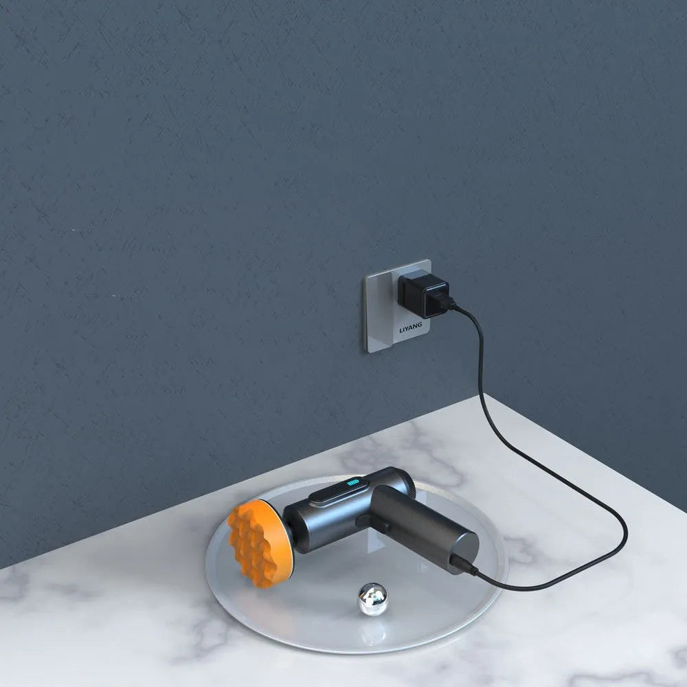 Cordless electric waxing and polishing machine with a 7.7cm disc on a household floor