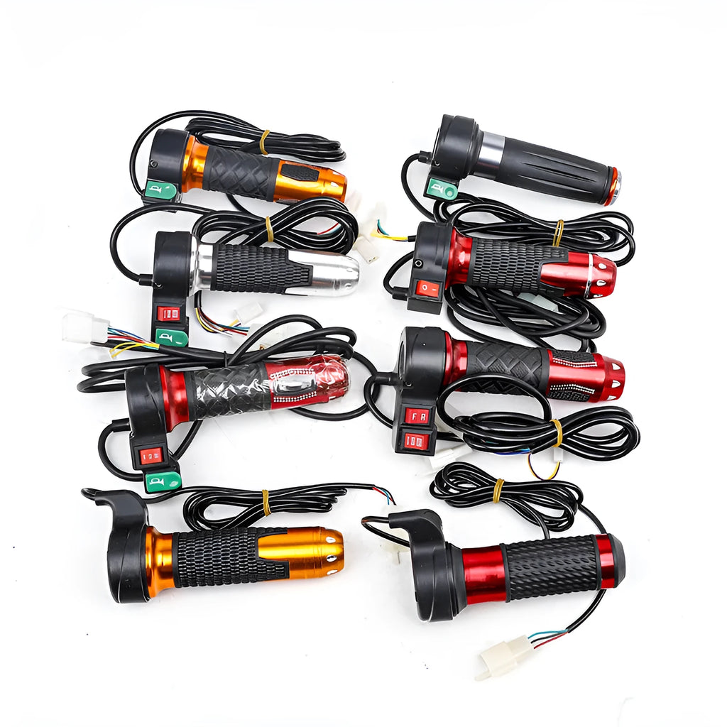 Three-speed rotating accelerator handle for electric three-wheel car modification, with integrated speaker, in red plastic finish.