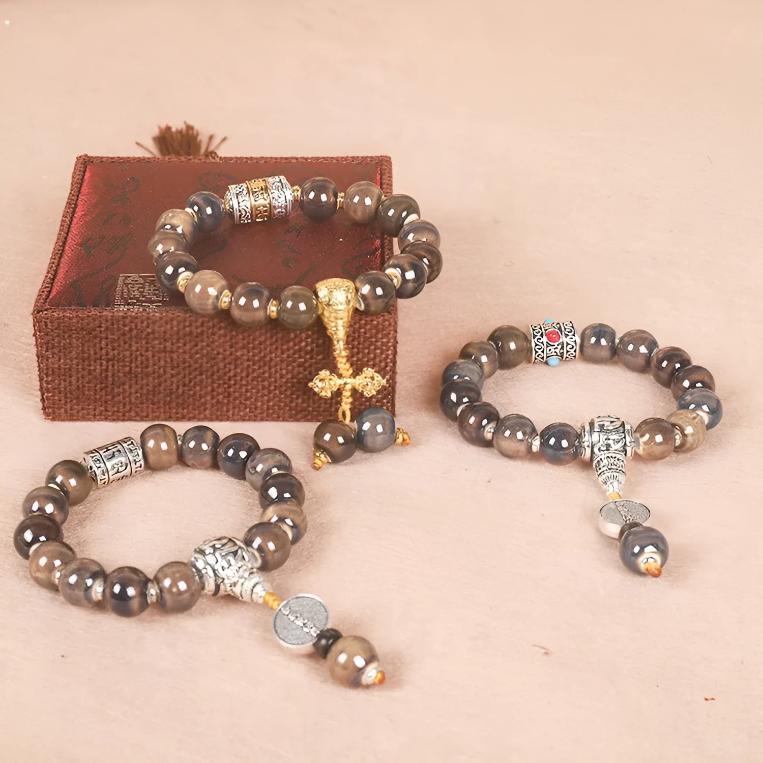 Men's gradient ceramic chain bracelet with coloured yonghe blessing craft beads and polished 12-13mm coloured glaze components