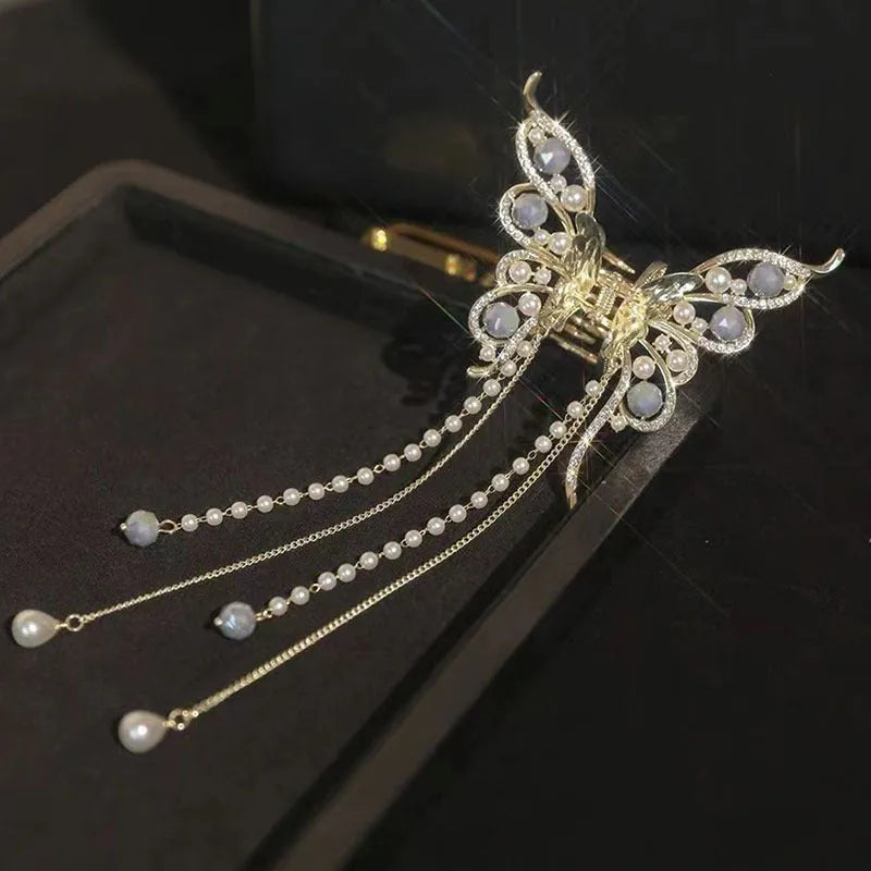 Women's alloy grab clip with butterfly design and 15cm tassel in ancient style, size 8x8.5cm