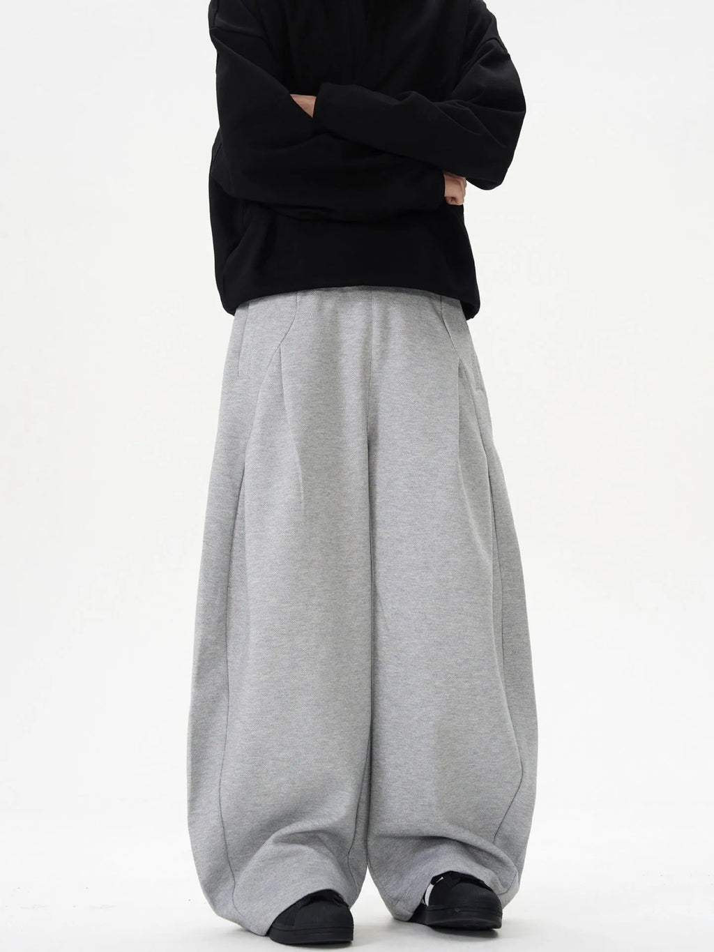Women's black wide-leg polyester trousers with mid waist and retro casual styling