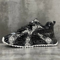 Men's casual platform trainers in black with embroidery stitching and round toe