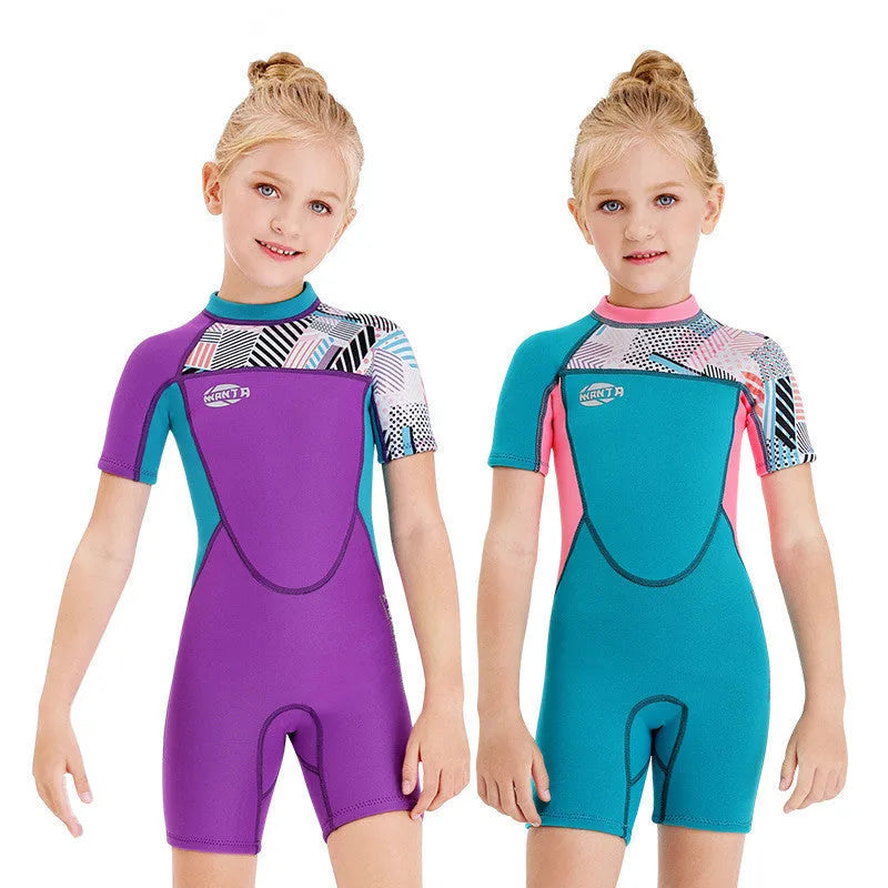 Children's purple neoprene short-sleeved swimwear for snorkelling and surfing with warmth retention