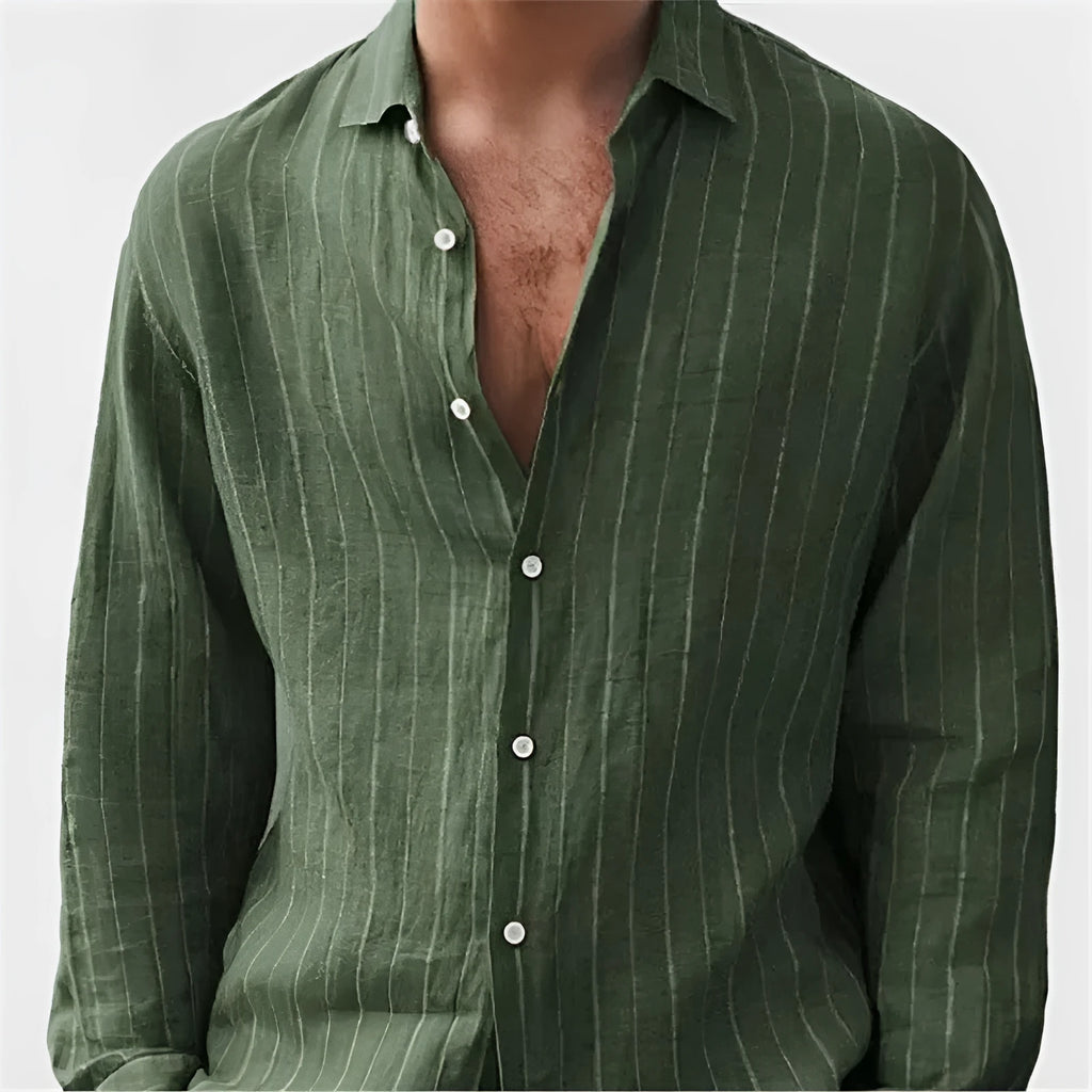 Man wearing loose fit striped polyester shirt with short sleeves in cardigan style