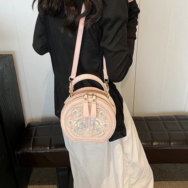 Chinese embroidery handbag in soft PU, shoulder messenger bag, horizontal square shape, Black colour, upper width 18cm