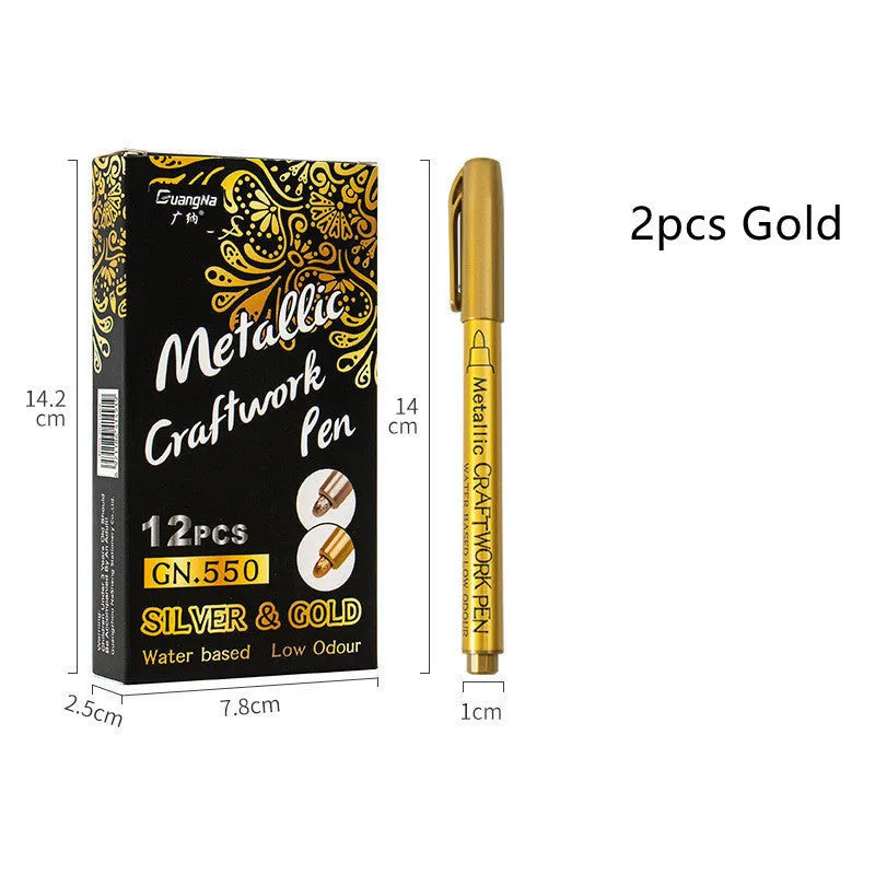Pack of gold and silver metal paint marker pens with plastic shells for marking on metallic surfaces.