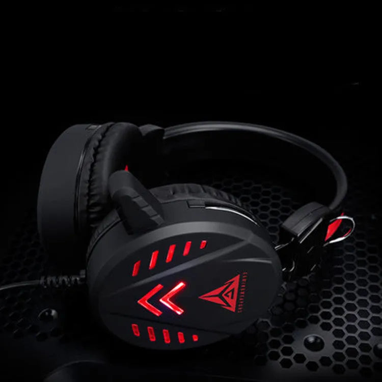 Black wired gaming headset for PC with large ear cups and a straight plug, shown with a 2.2m cable.
