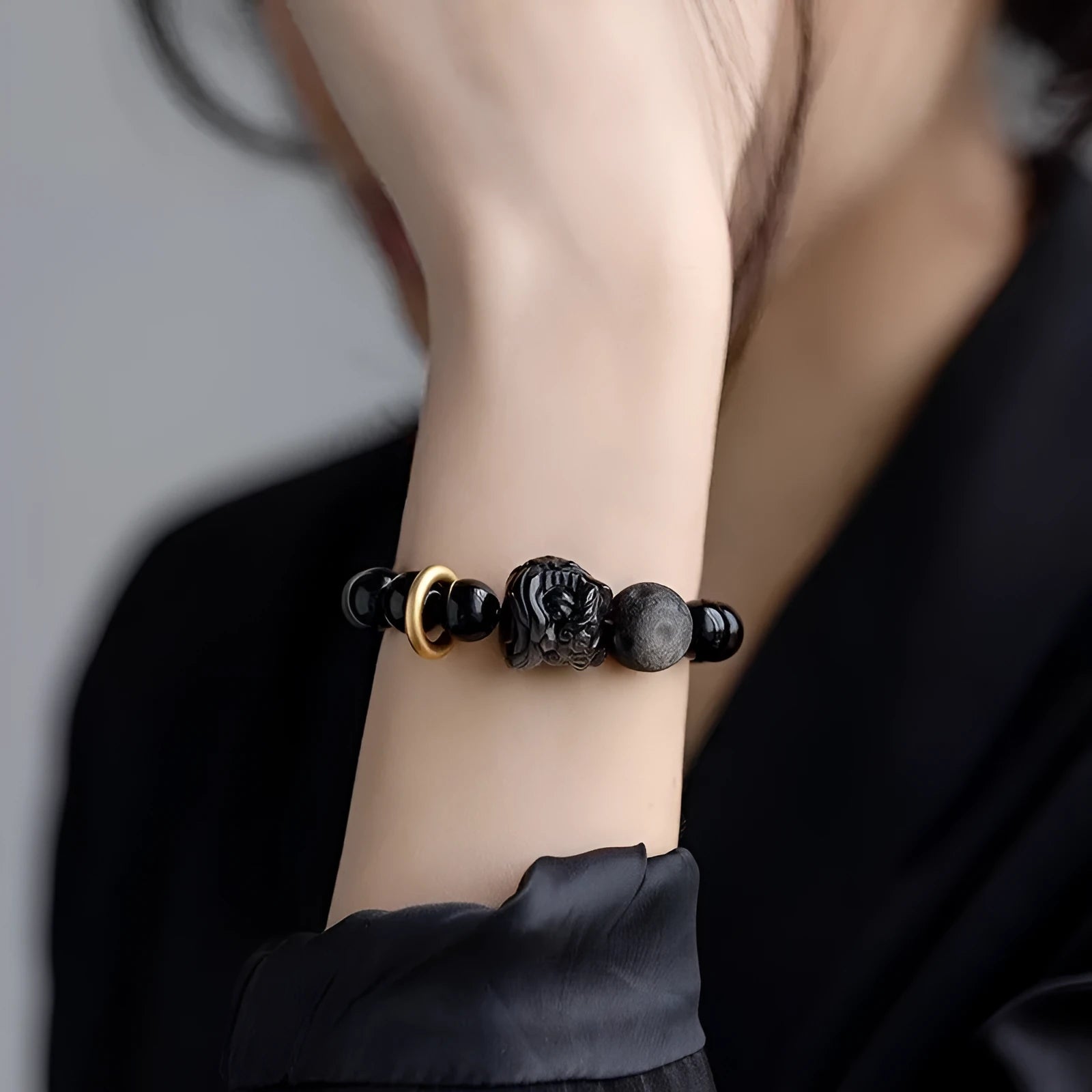 Chinese style resin fashion bracelet for men and women in S519 design.
