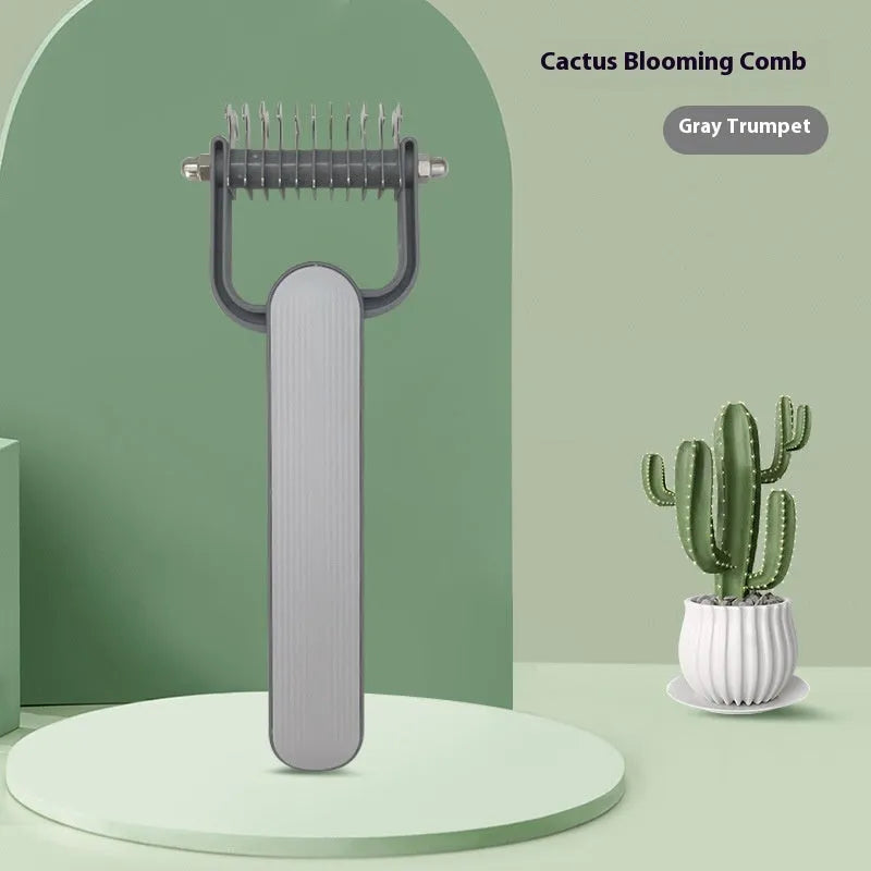 Green and grey dog unknotting combs with stainless steel teeth and PP handles in large and small sizes.
