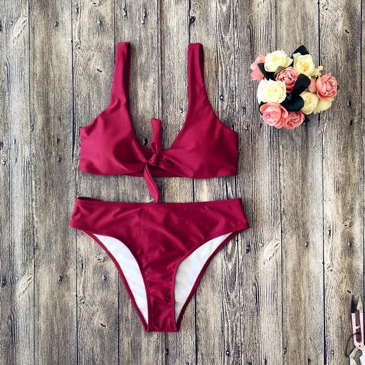 Polyester bikini set with bra and panties in five colour options