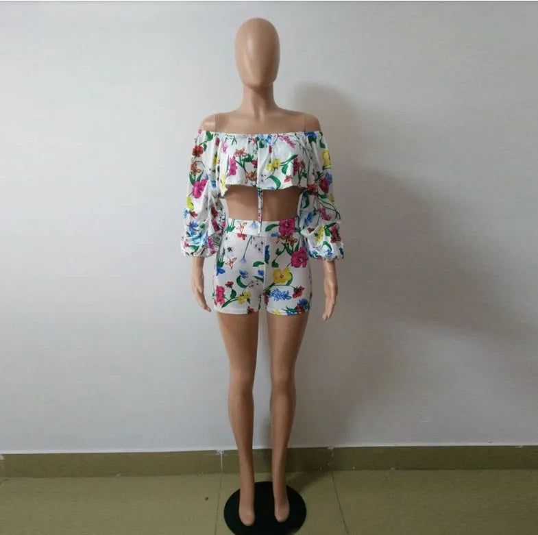 Multicolour digital print lounge set with pile sleeves and matching shorts