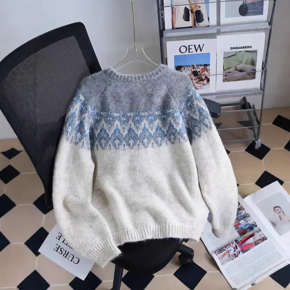 Women's loose-fit jacquard sweater coat in a contrast colour pattern, shown in milky white.