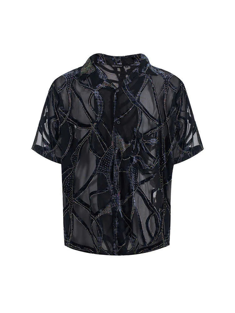 Men's black and grey snake pattern short-sleeved shirt with translucent polyester fabric and lapel collar