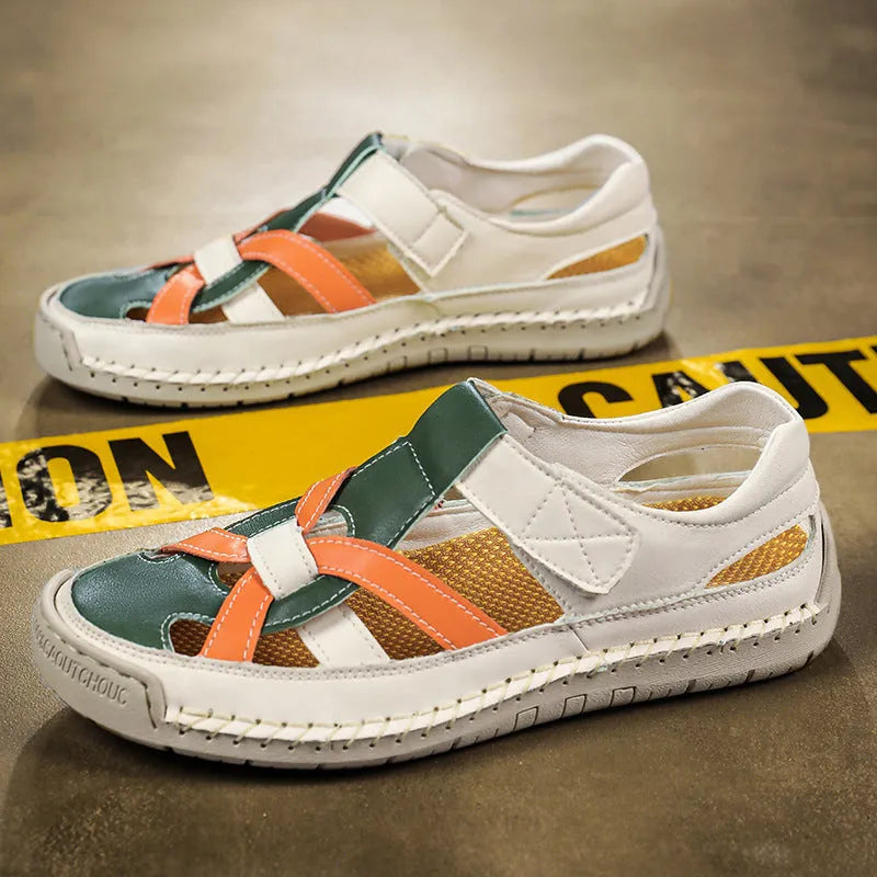 Women's low-top casual sandals with Velcro fastening and round toe design in solid colours