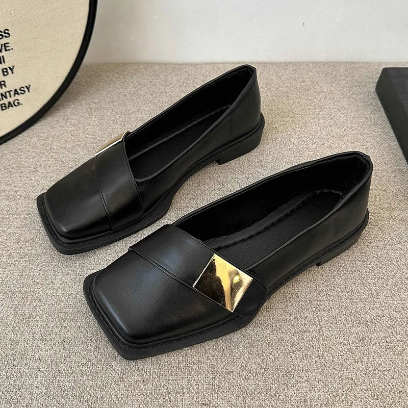 Women's square-toe flat-heeled shoes with metal buckle detail in beige, black and brown colours