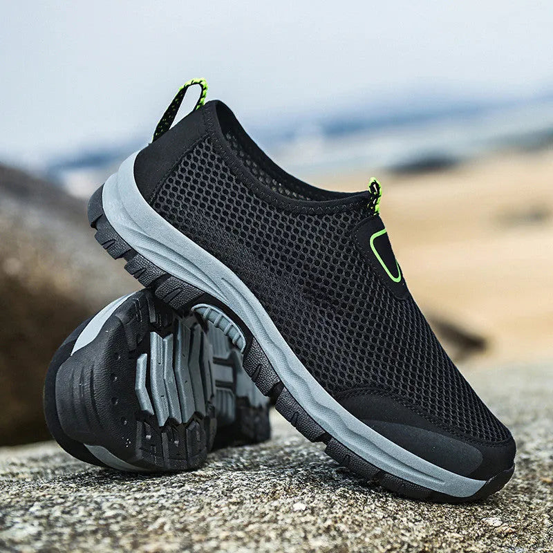 Men's mesh upper hiking and wading shoes in four colours sizes 39 to 48
