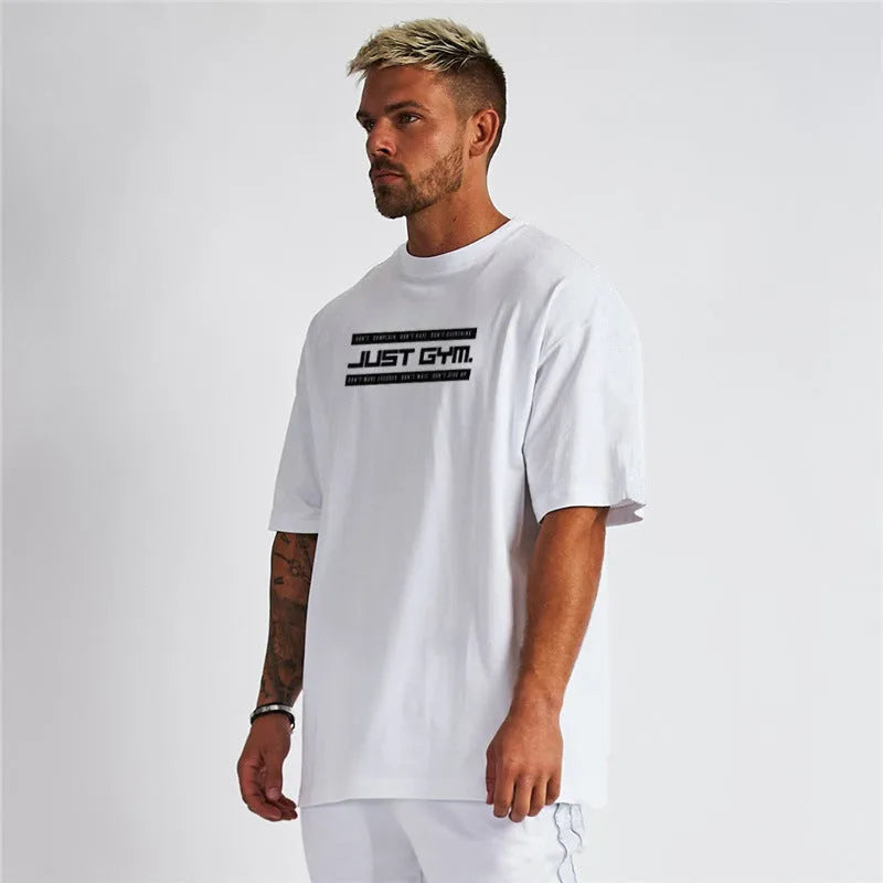 Cotton bodybuilding sports tshirt with five-point sleeves round neck bottoming shirt in black
