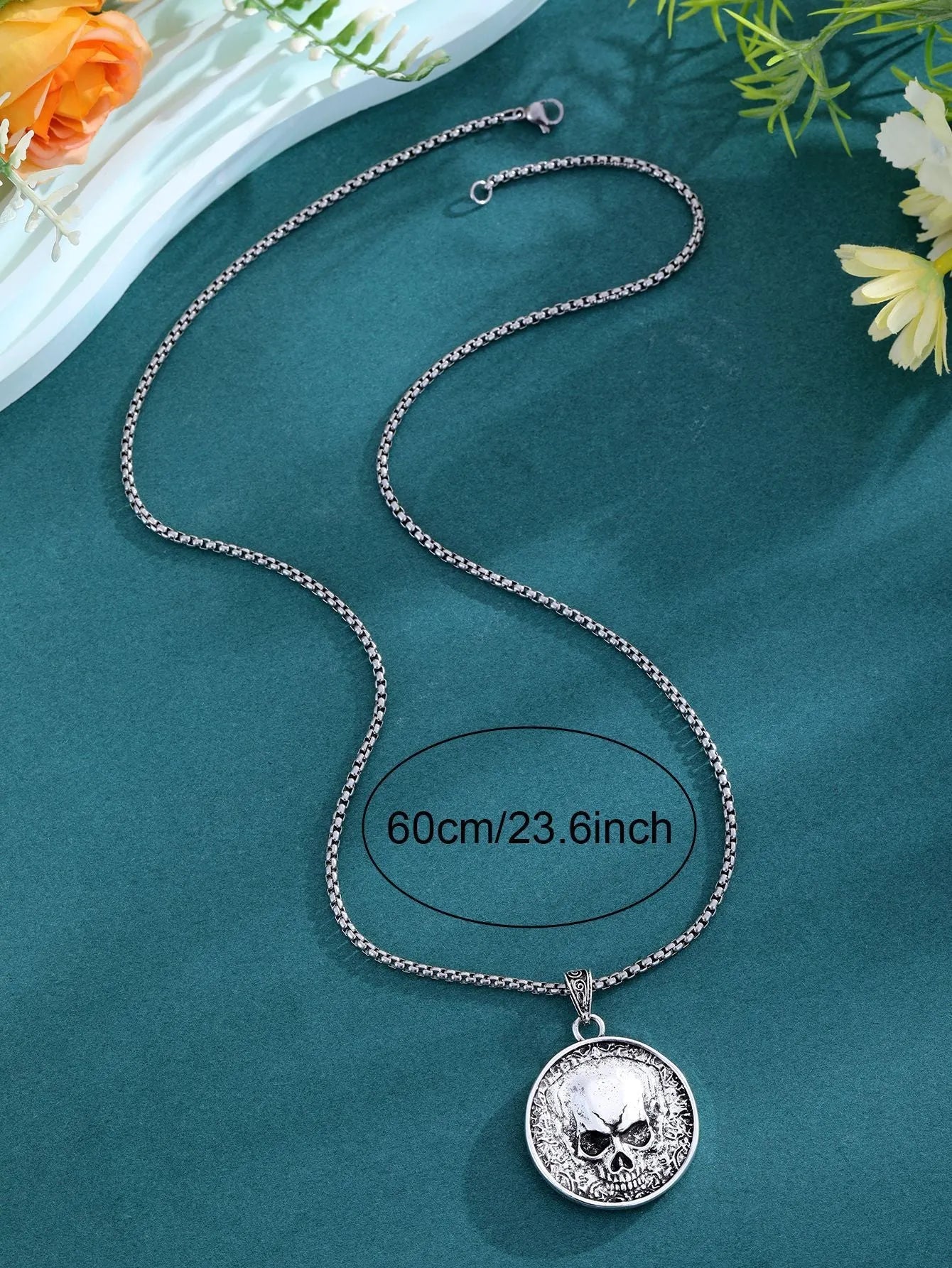 Men's alloy skull pendant necklace with non-fading finish on chain