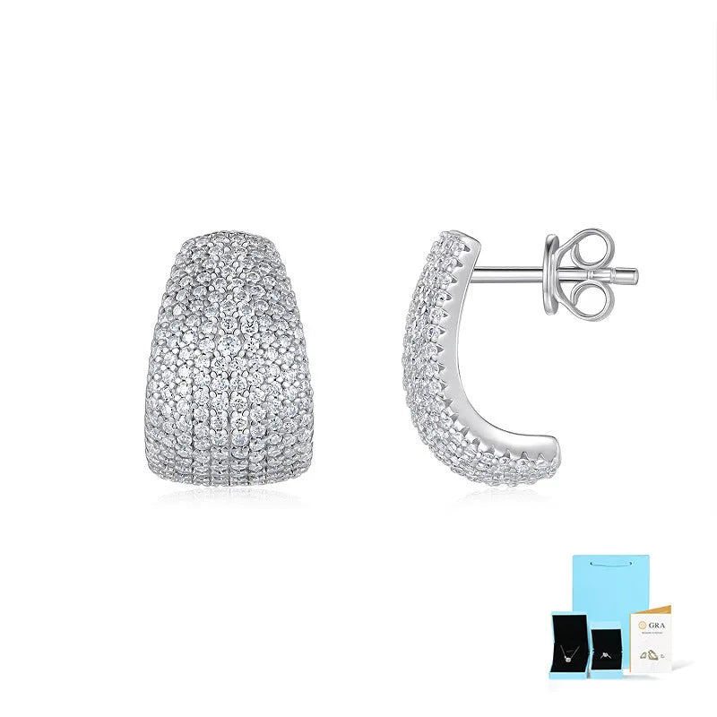 Geometric sterling silver stud earrings with a d-e colour moissanite stone.