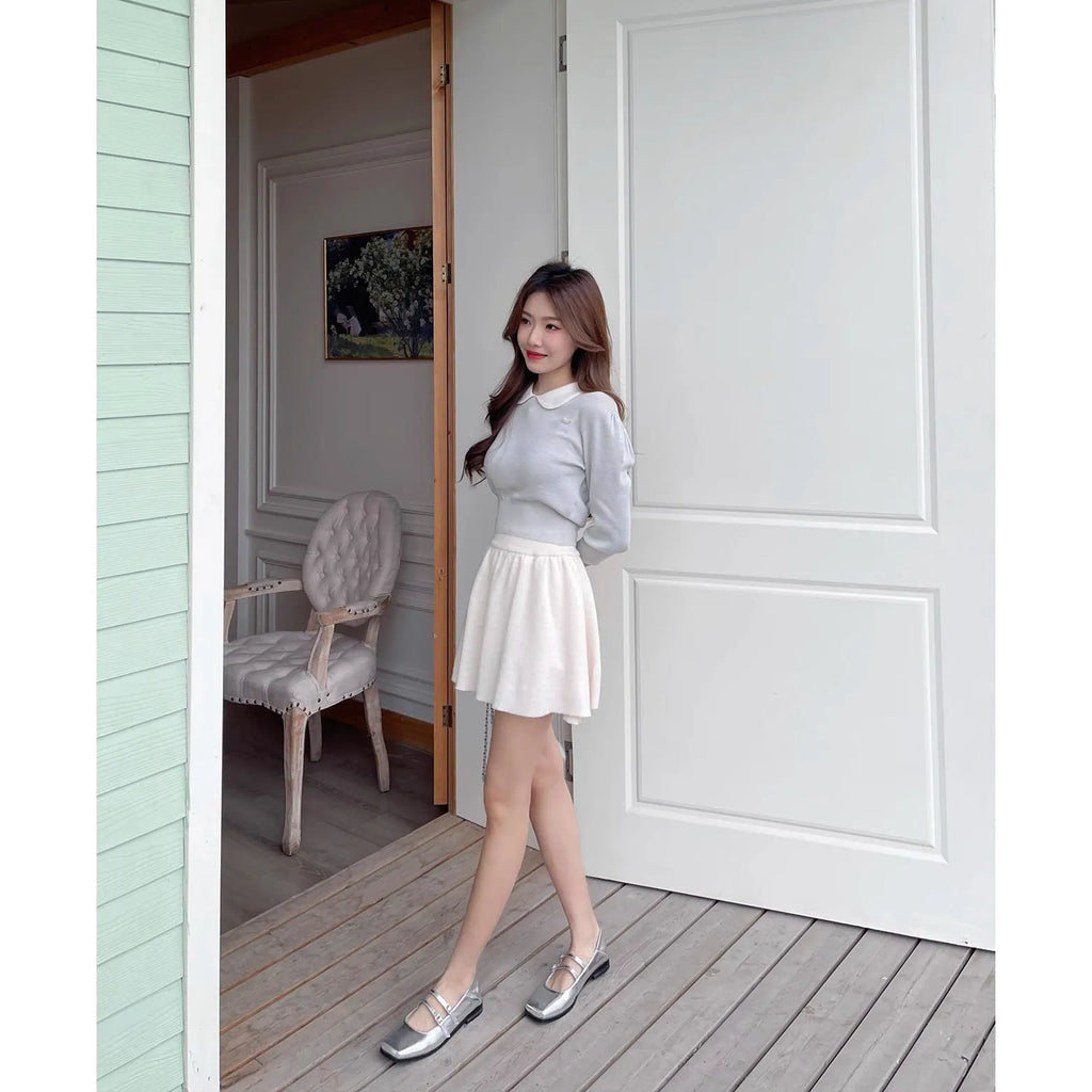 Women's silver ballet pumps with cross buckle strap and genuine leather upper