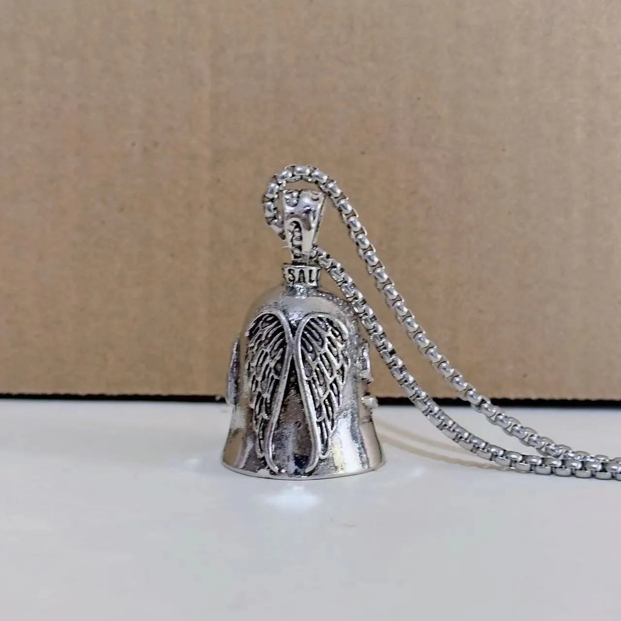 Angel wing feather keychain and necklace set in vintage silver tone electroplated alloy