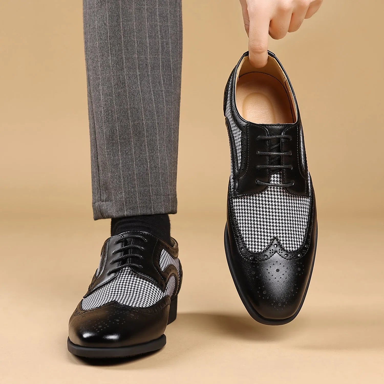 Men's houndstooth plaid casual shoes with canvas upper, rubber sole, and square toe in multiple colours