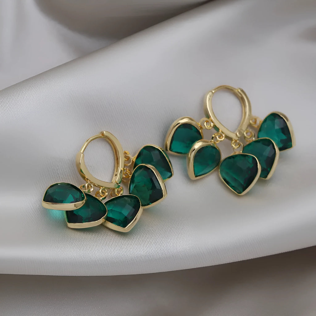 Green heart-shaped Korean style clip earrings with dancing pendant and artificial gemstones