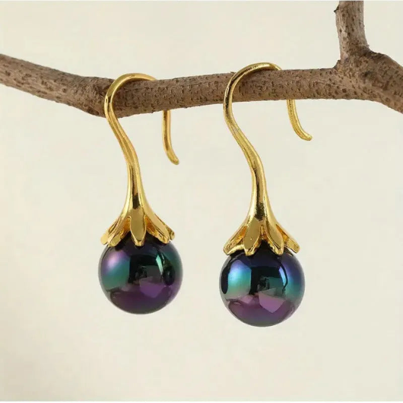 Gold electroplated retro fashion women's earrings with alloy construction and OL style design