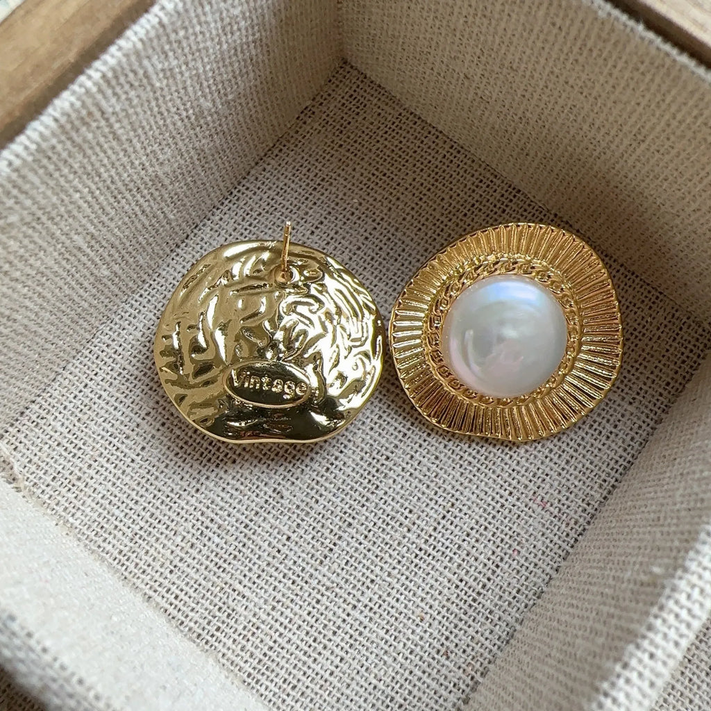 Round gold electroplated drop earrings with French retro design for women