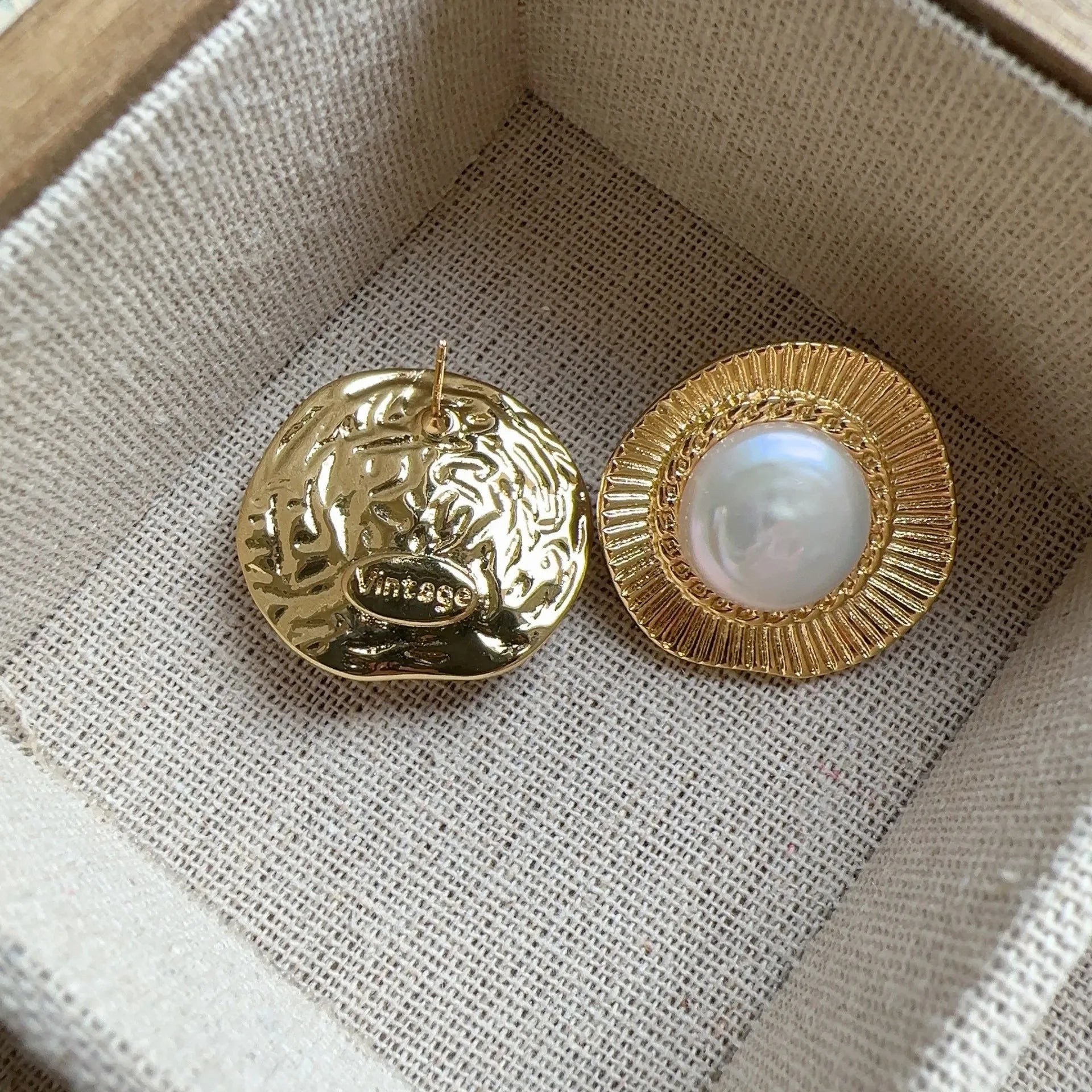 Round gold electroplated drop earrings with French retro design for women
