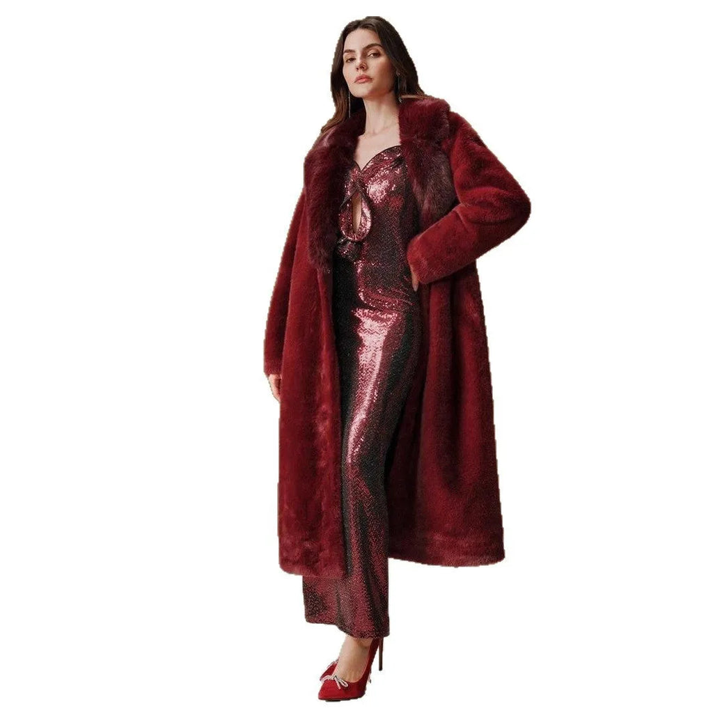 Women's lengthened faux fur winter coat in camel colour with regular sleeves
