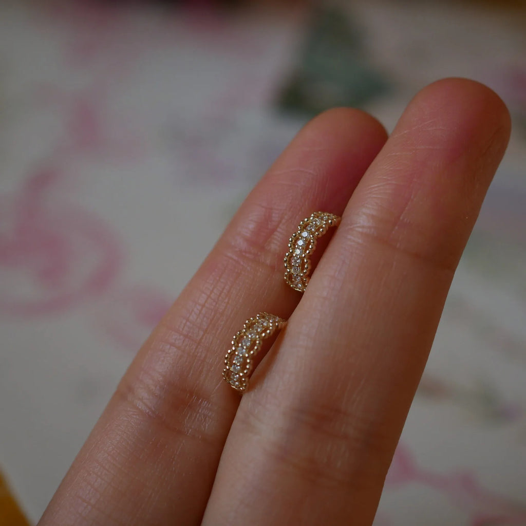 Silver 925 electroplated ear clip stud earrings in gold colour or platinum colour finish