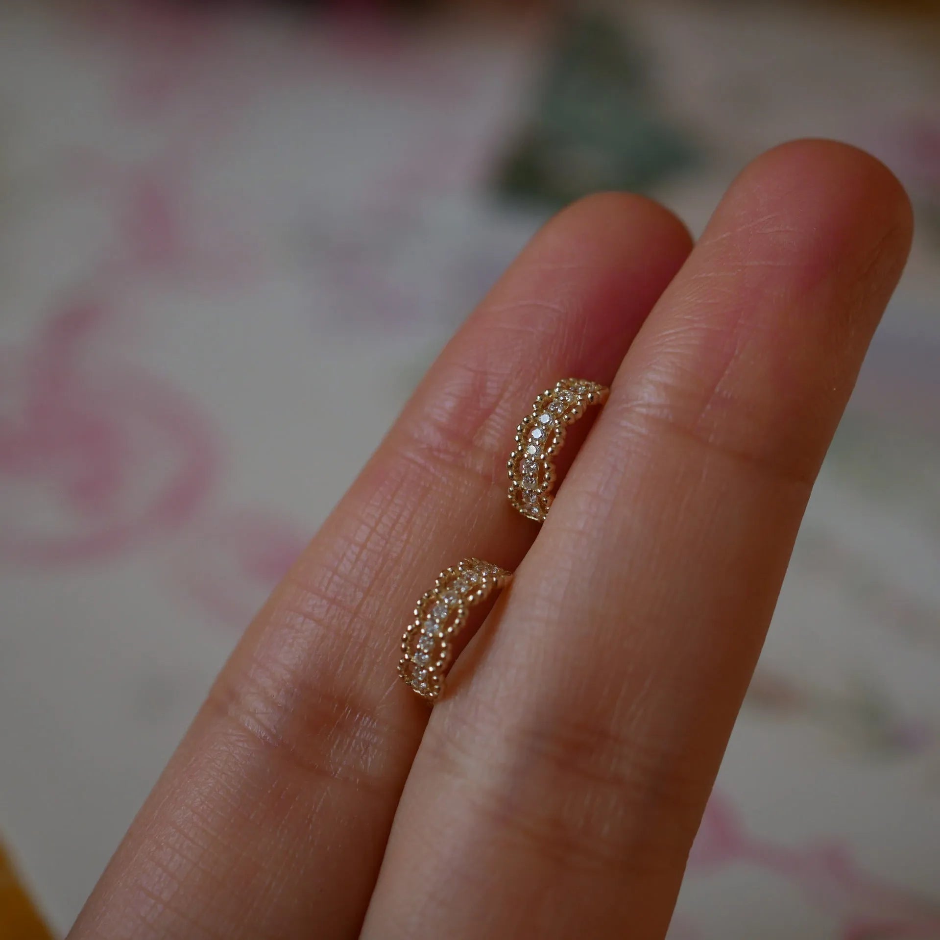 Silver 925 electroplated ear clip stud earrings in gold colour or platinum colour finish