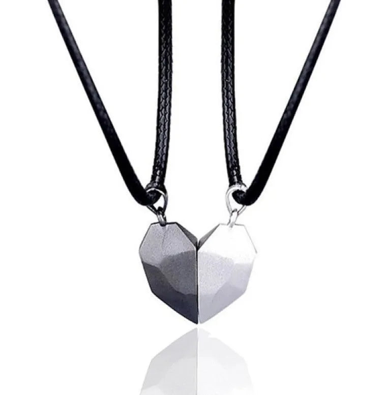 Black and white faceted heart pendant magnetic couple necklace gold-plated 62cm