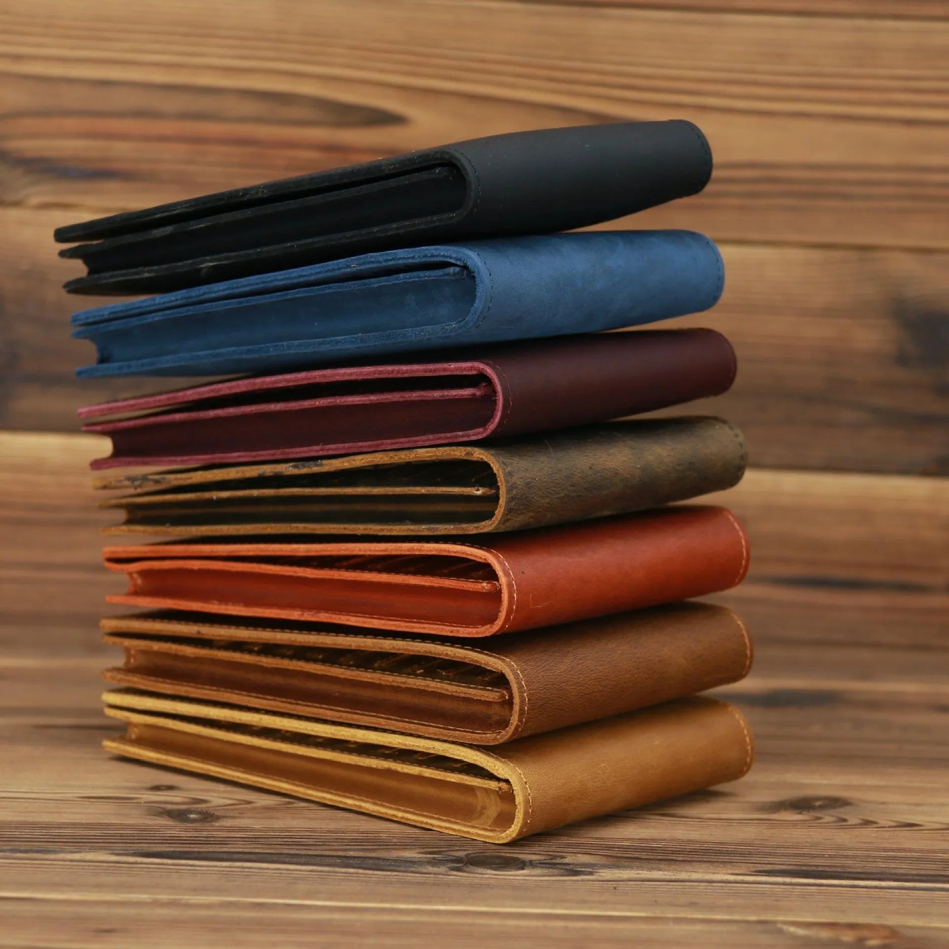 Men's slim leather card holder wallet with multiple card slots and a mobile phone pocket.