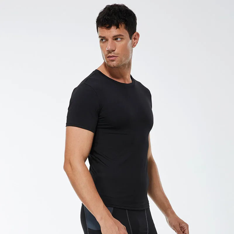 Men's stretch quick-dry short-sleeved fitness shirt in polyester available in multiple colours