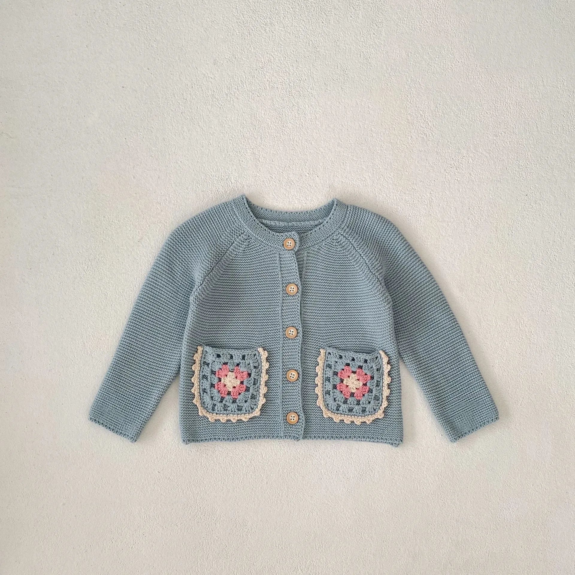 Children's Round Collar Sweater Cardigan Hand Crochet Hollow Flower Pocket Coat Smokey Blue Cotton Long Sleeve Cardigan for Girls Spring Autumn Single-Breasted Suitable Height 66-100cm Non-Hooded Trendy All-Matching Design