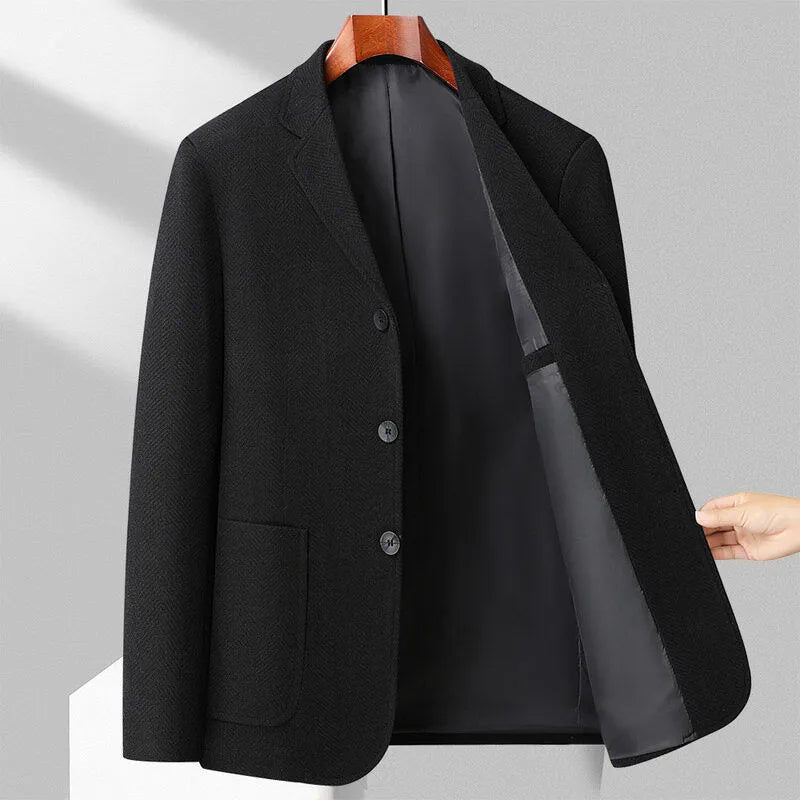 Men's loose-fit polyester coat in black colour for spring and autumn seasons