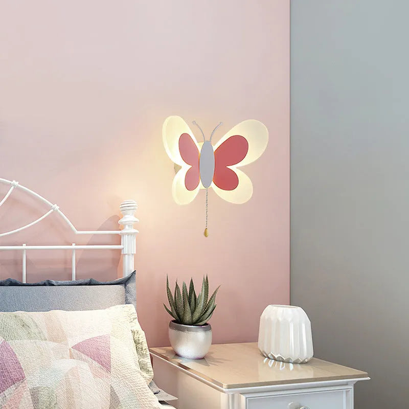 Butterfly-shaped acrylic children bedroom wall lamp in white and pink, 240x170x105mm
