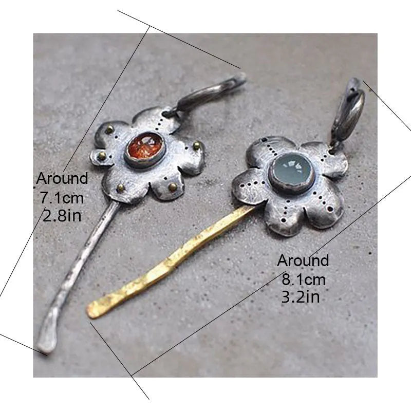 Two-tone geometric retro alloy earrings with asymmetric flower design