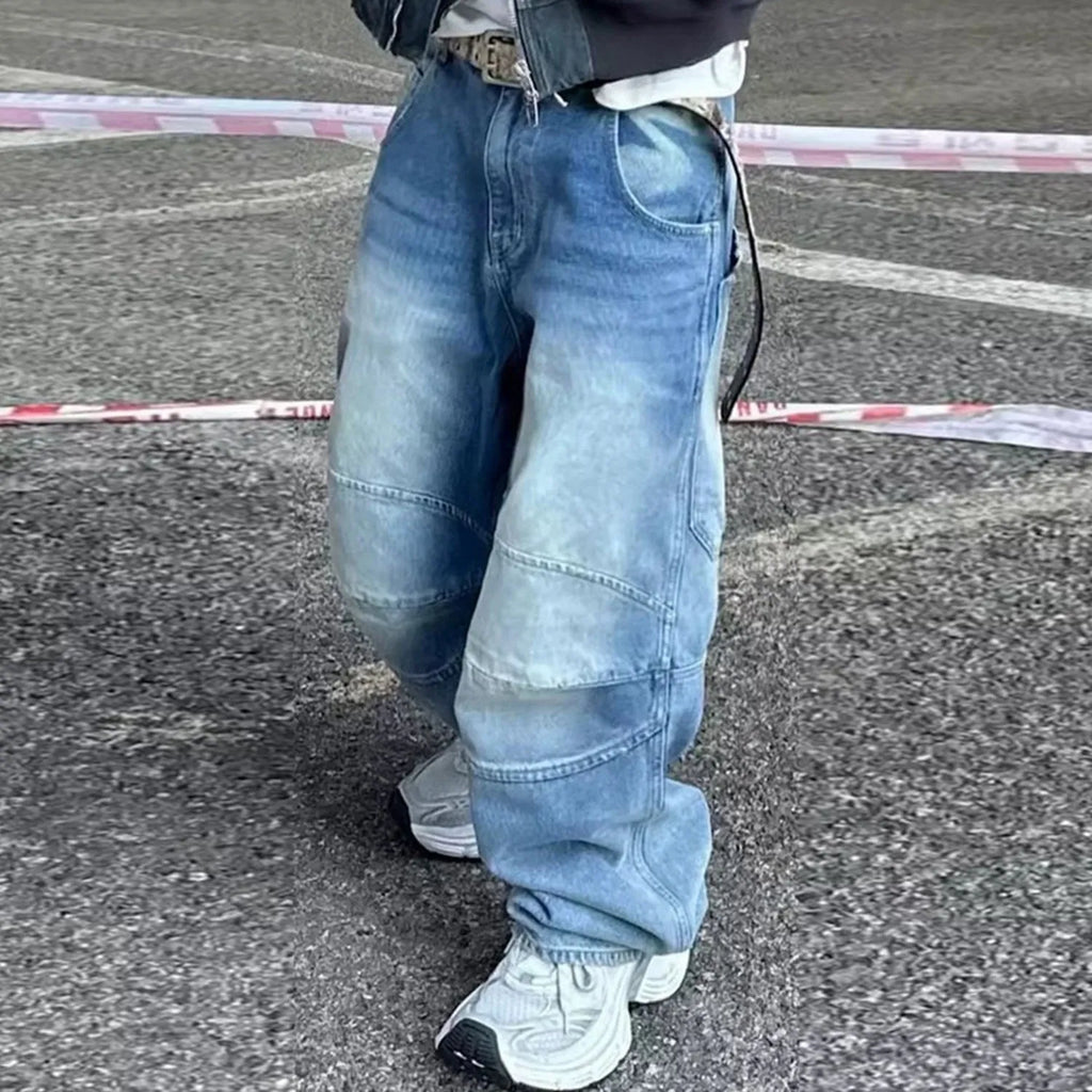 Profile pleated baggy jeans in washed white-blue colour with straight-leg cut and zip fly