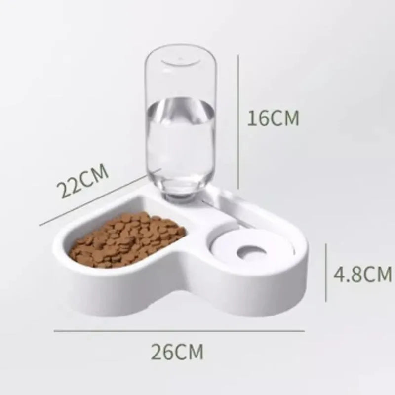 White pet water fountain for cats and dogs with 2.5L capacity and quiet pump
