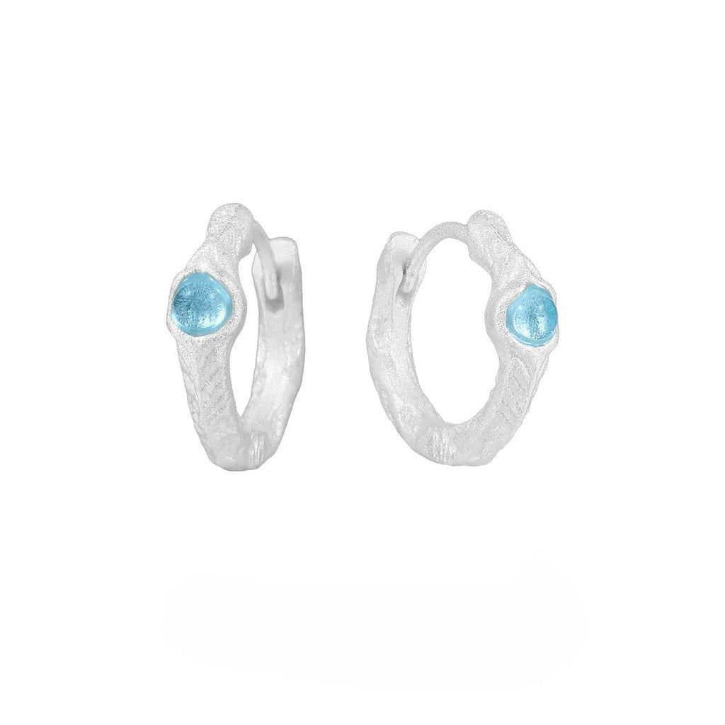925 silver geometric round ear clip in burnt silver colour with clip-on mechanism, original design for women