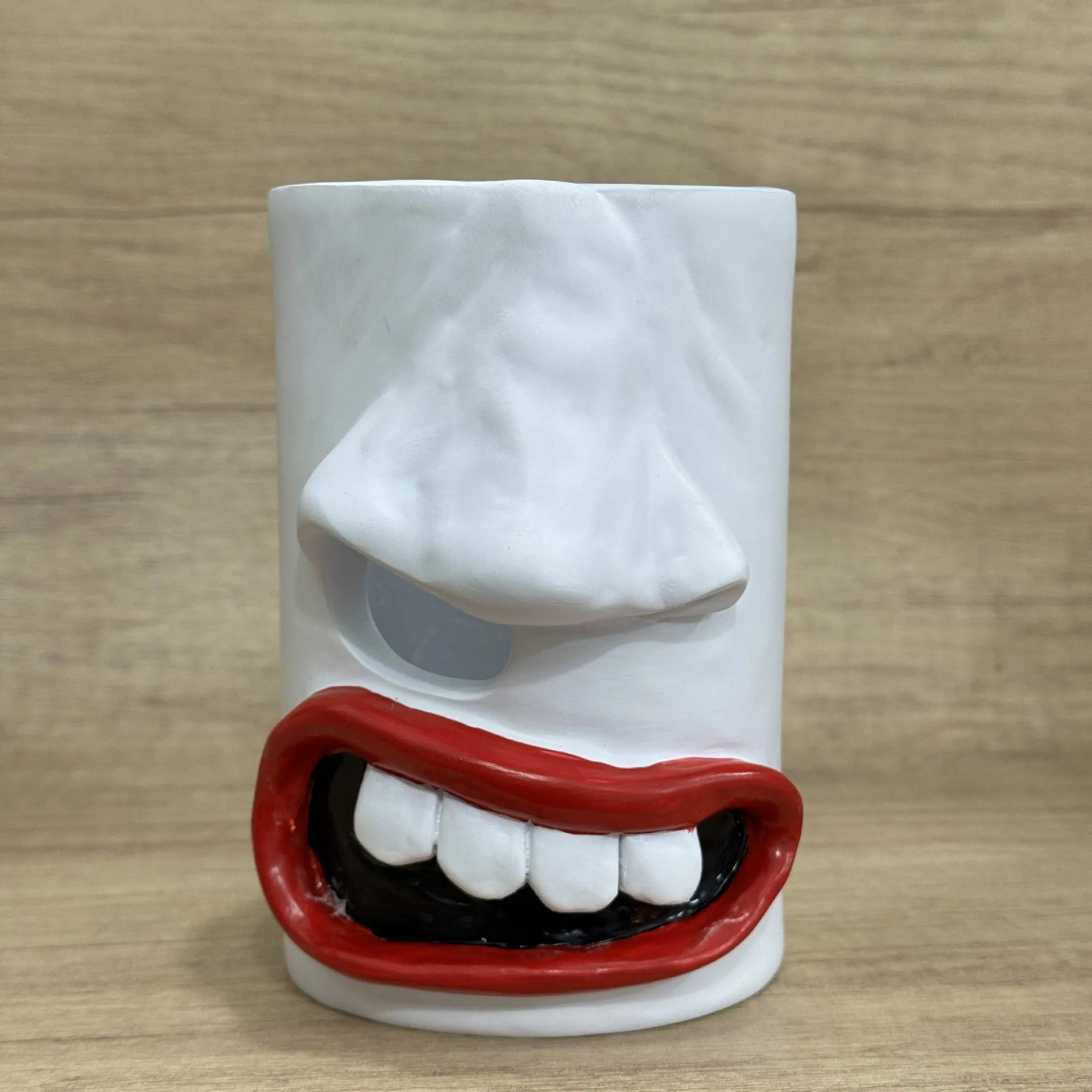 Colourful American-style resin tissue box holder desktop ornament measuring 8.5 by 14.6 centimetres